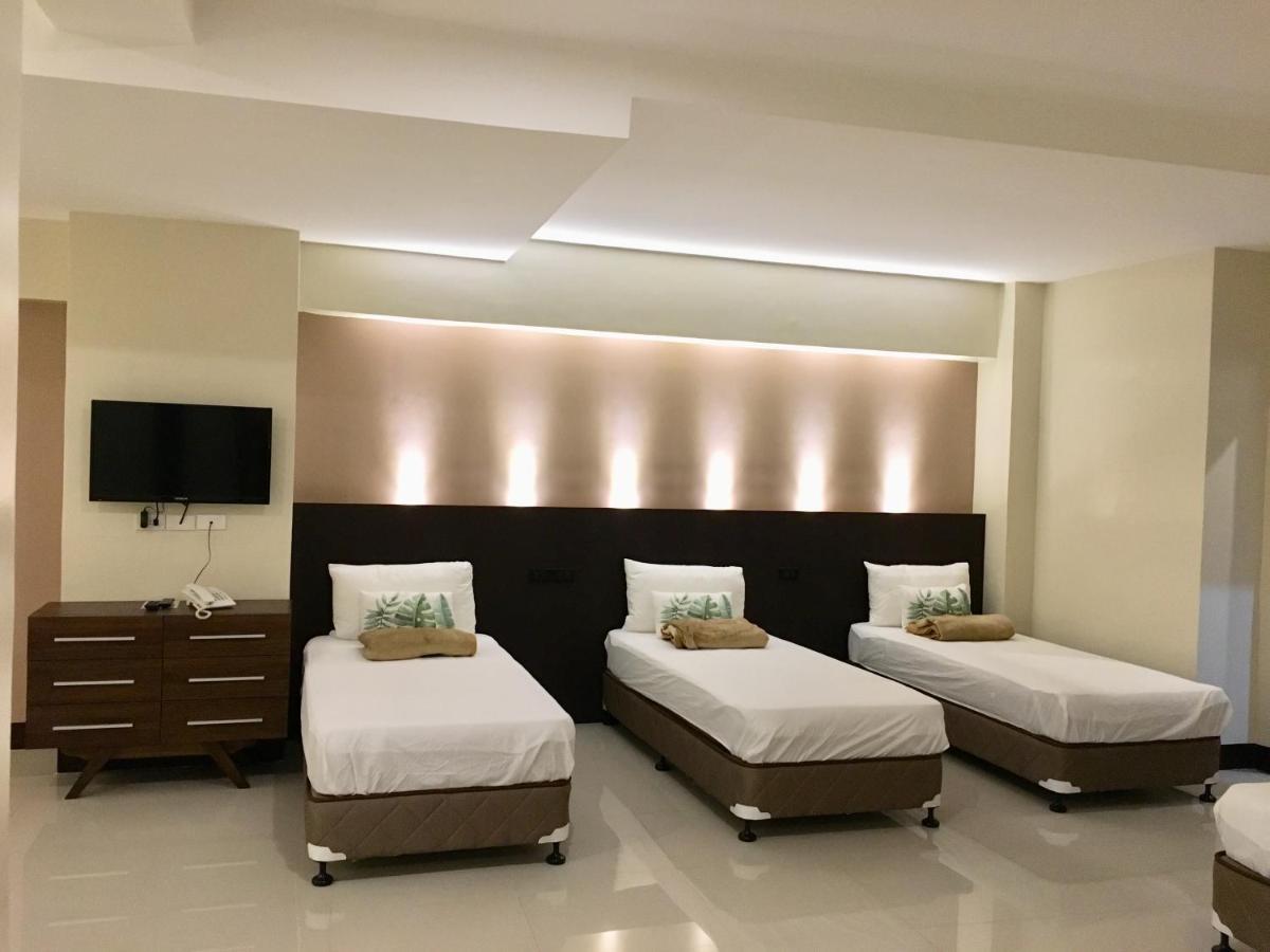 Eon Centennial Resort Hotel & Waterpark Iloilo Rom bilde