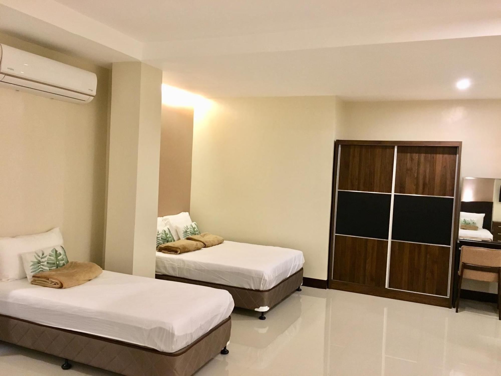Eon Centennial Resort Hotel & Waterpark Iloilo Rom bilde